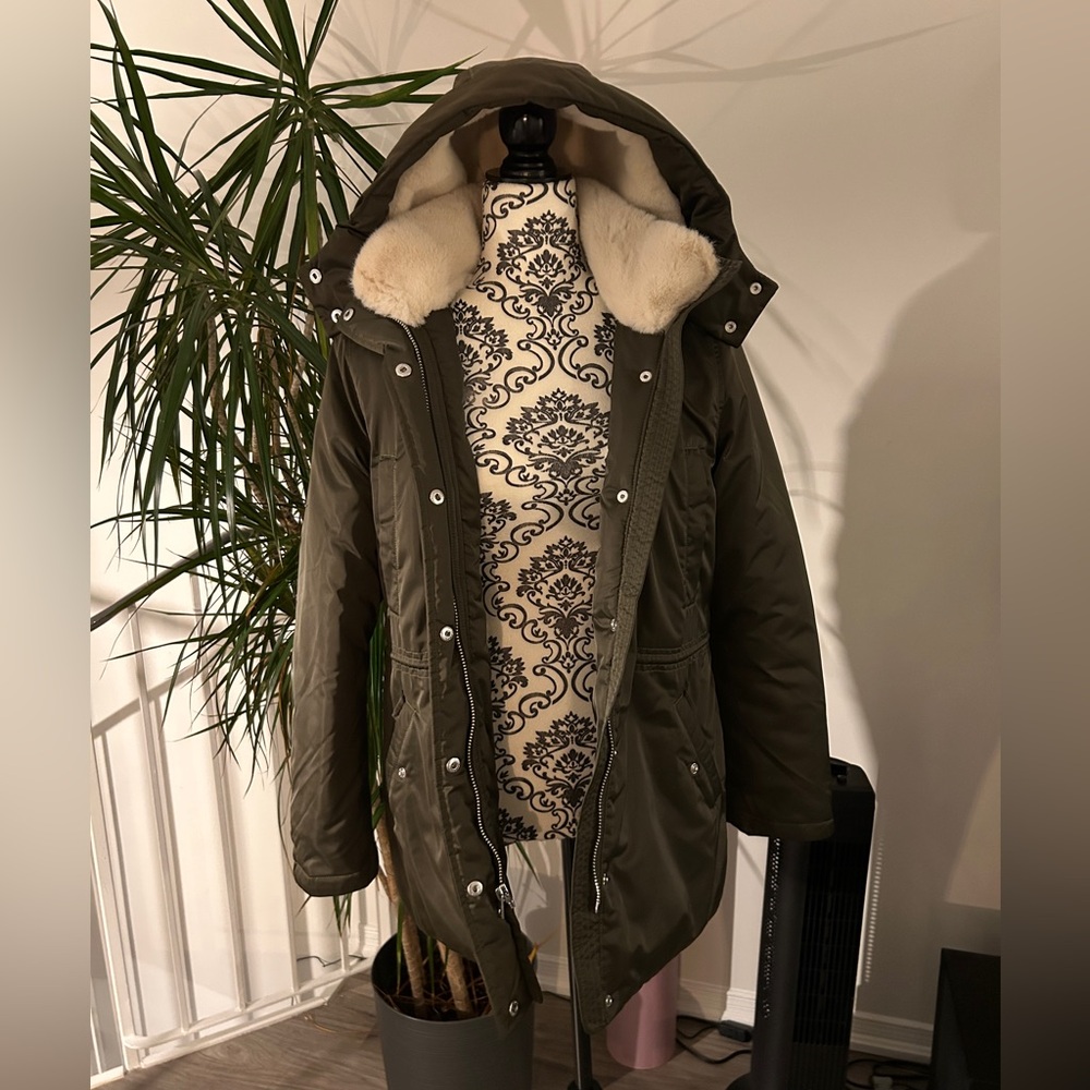 Olive Green Women's Parka Jacket - Picture 5 of 12